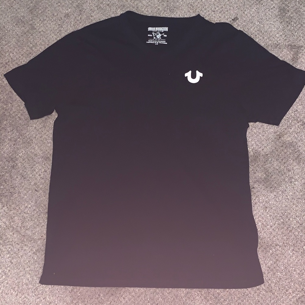 Black v neck true religion shirt